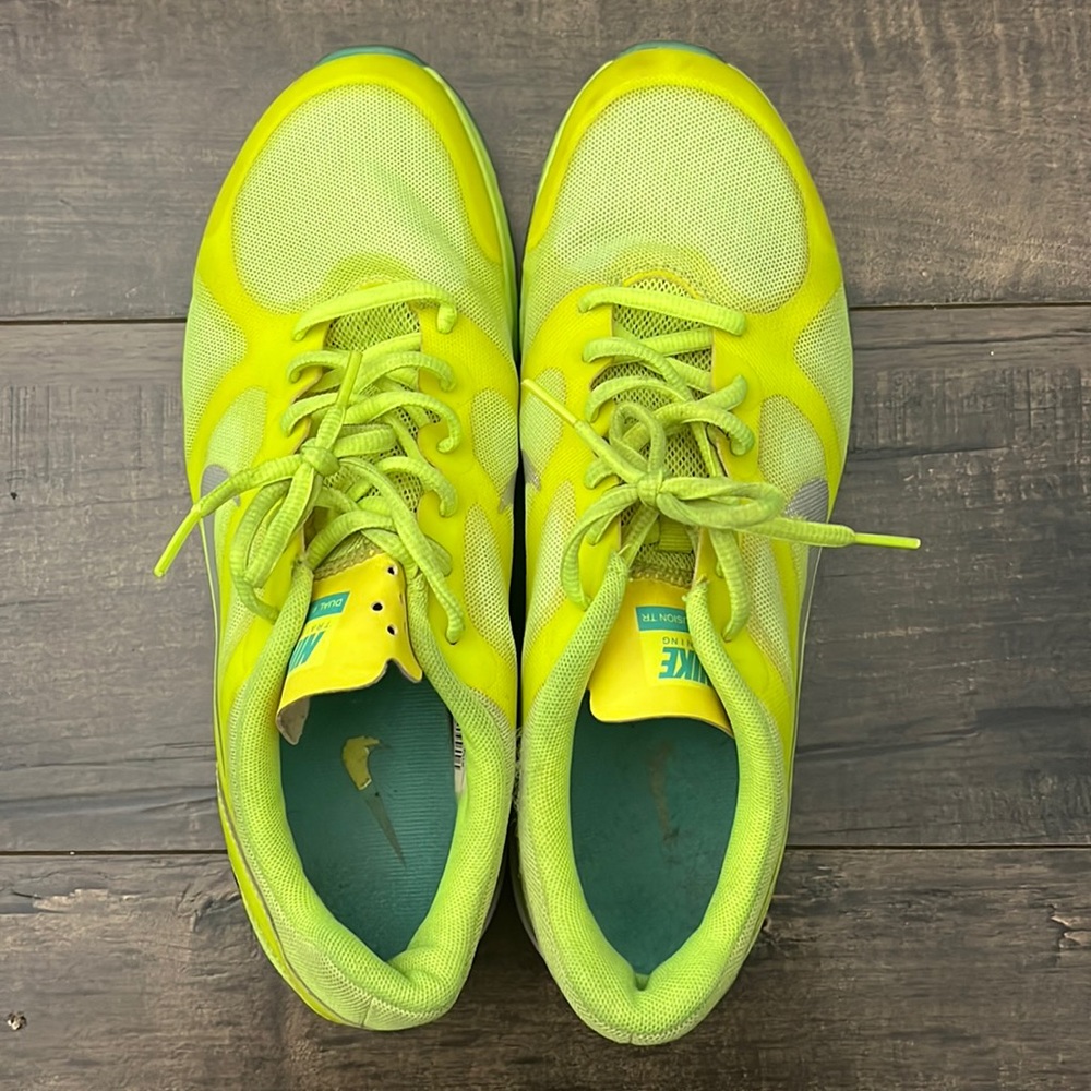 Worn Nike Dual Fusion TR